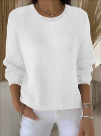 Women's Classic Crew Neck Sweater with Long Sleeves and Timeless Style