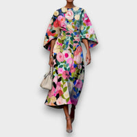 Women's Elegant Floral Dress with Flattering Feminine Silhouette